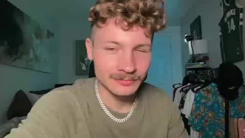 Snapshot of chadtitan chatting on 10.12.25 ChadTitan online show from 10.12.25