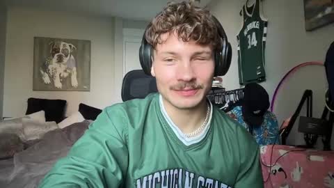 Snapshot of chadtitan chatting on 10.20.25 ChadTitan online show from 10.20.25