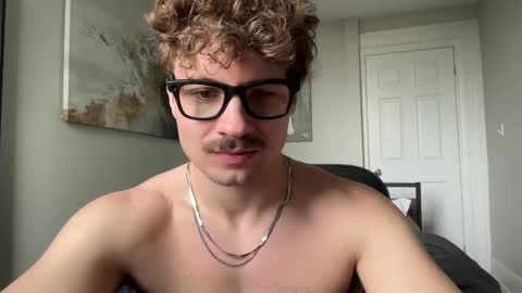 Snapshot of chadtitan chatting on 04.18.26 ChadTitan online show from 04.18.26