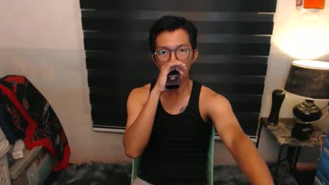 ChaelskieCumMachine online show from 12.16.24