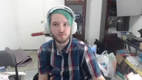 Snapshot of chainkink chatting on 12.23.24 Chain Kink online show from 12.23.24