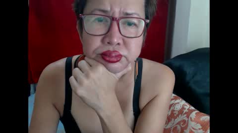 Snapshot of champaka123 chatting on 01.11.26 champaka online show from 01.11.26