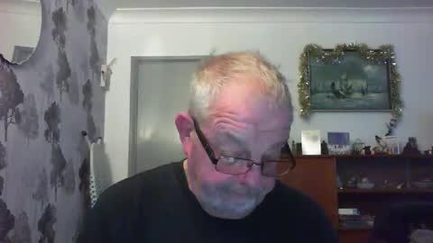 Snapshot of champers37 chatting on 01.04.25 Champers online show from 01.04.25