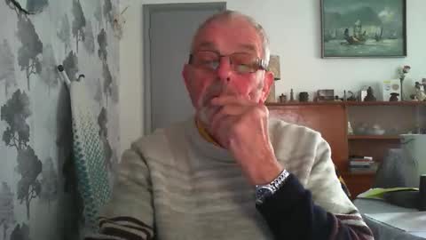 Snapshot of champers37 chatting on 04.11.26 Champers online show from 04.11.26