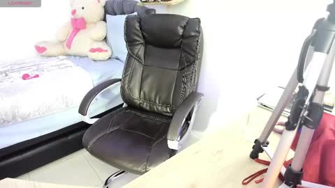 Snapshot of chanell__toledo chatting on 02.07.26 Chanel online show from 02.07.26