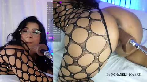Snapshot of chanell_lovers chatting on 09.18.25 CHANELL online show from 09.18.25