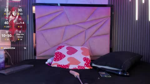 Snapshot of channel_guss chatting on 11.28.25 Channel Guss online show from 11.28.25