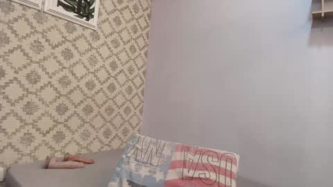 Raquel  online show from 02.05.25