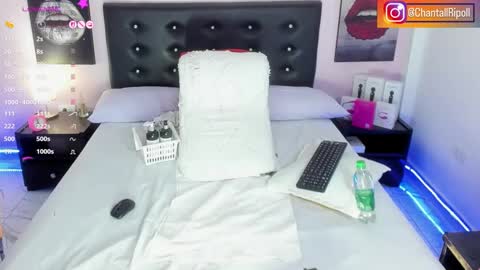 Snapshot of chantallripoll chatting on 09.20.25 ALEXANDRA online show from 09.20.25