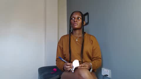 Chantel online show from 11.11.25