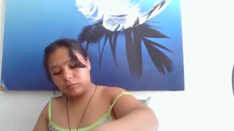 Snapshot of charis_21 chatting on 01.15.26 charis 2 online show from 01.15.26