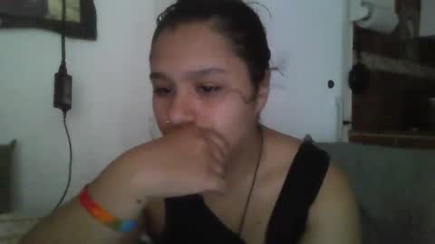 Snapshot of charis_21 chatting on 01.18.26 charis 2 online show from 01.18.26