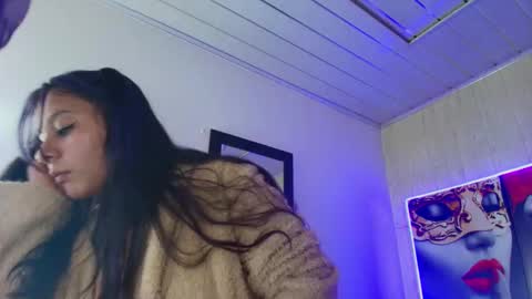 Snapshot of charis_21 chatting on 02.10.26 charis 2 online show from 02.10.26