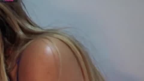 Snapshot of charisselove chatting on 12.17.25 Allison kinky online show from 12.17.25