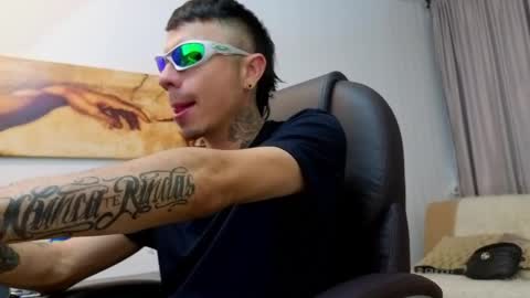 charlie_foxie online show from 04.03.26