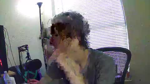 Snapshot of charlied09302 chatting on 11.04.25 char sexiness online show from 11.04.25