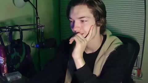 Snapshot of charlied09302 chatting on 11.10.25 char sexiness online show from 11.10.25