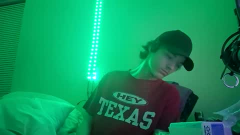 Snapshot of charlied09302 chatting on 11.20.25 char sexiness online show from 11.20.25