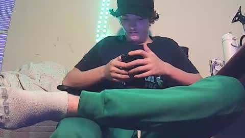 Snapshot of charlied09302 chatting on 11.24.25 char sexiness online show from 11.24.25