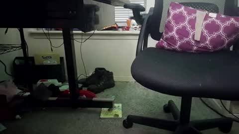 Snapshot of charlied09302 chatting on 12.14.25 char sexiness online show from 12.14.25