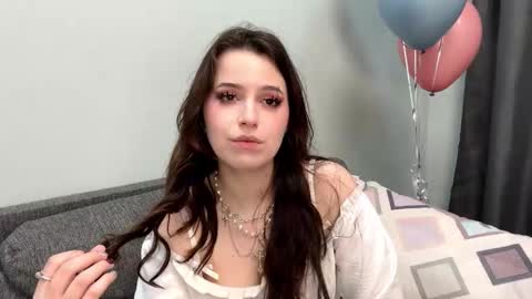 Freya online show from 03.17.26