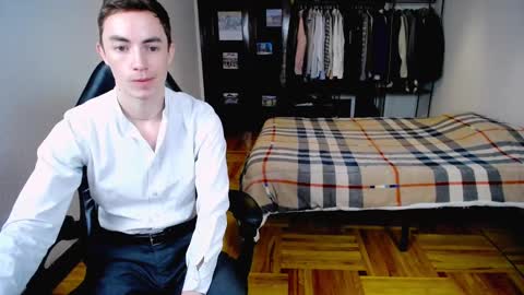 carlos reyes online show from 02.19.25