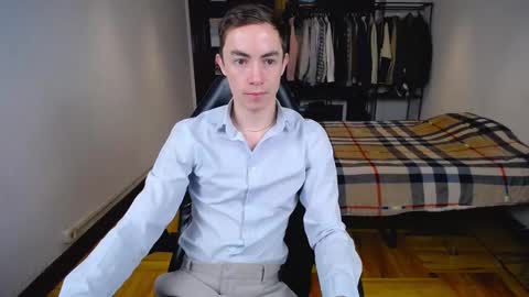 carlos reyes online show from 02.25.25