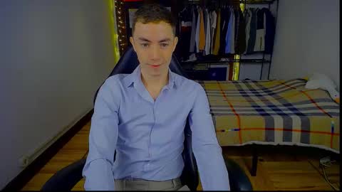 Snapshot of charlieseyer chatting on 02.10.26 carlos reyes online show from 02.10.26