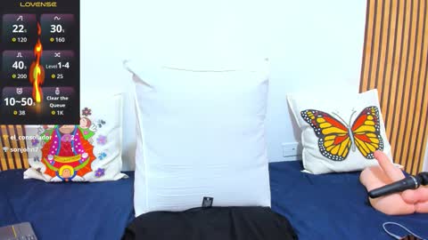 Snapshot of charlize_aniston2 chatting on 11.21.25 Charlize online show from 11.21.25