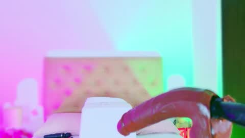 Snapshot of charlootteevans chatting on 03.13.26 Charloott Evans online show from 03.13.26