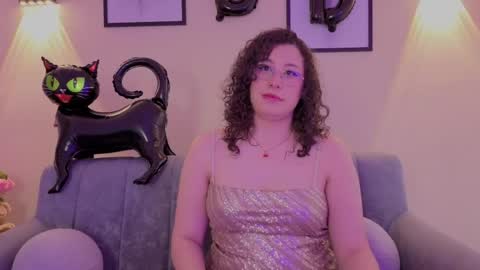 Snapshot of charlote__miller chatting on 05.22.26 You honey online show from 05.22.26
