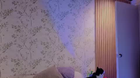 Snapshot of charlote__miller chatting on 07.09.26 You honey online show from 07.09.26