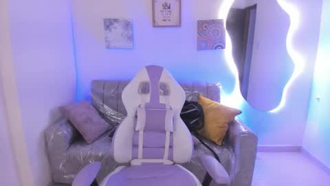    online show from 01.08.26