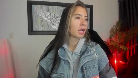 Charlote online show from 02.26.25