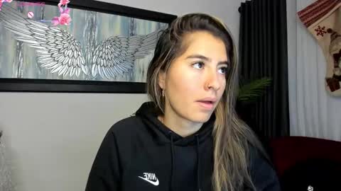 Charlote online show from 11.21.25