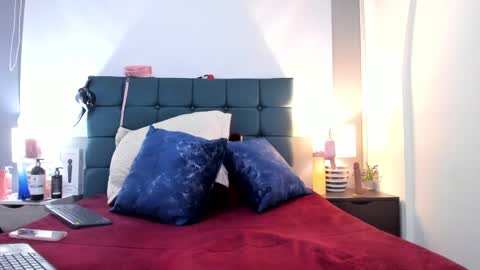 Charlott online show from 09.11.25