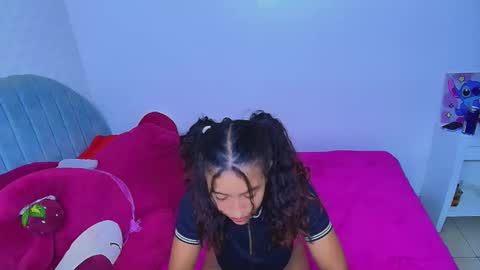 charlotte online show from 04.11.26