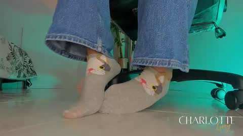 charlotte  grey online show from 11.21.25