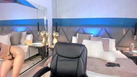 Charlotte online show from 02.20.25