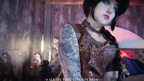 Charlotte online show from 01.07.25