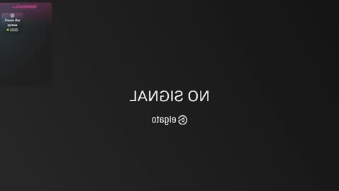 Snapshot of charlotte_harriz chatting on 09.10.25 Charlotte online show from 09.10.25