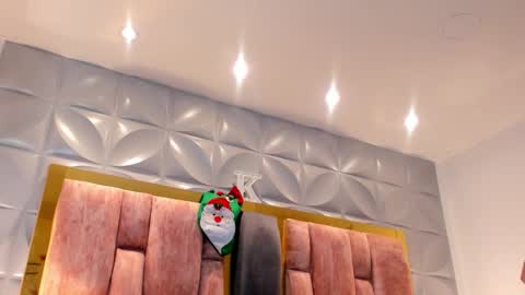 Charlotte Icee online show from 01.06.26