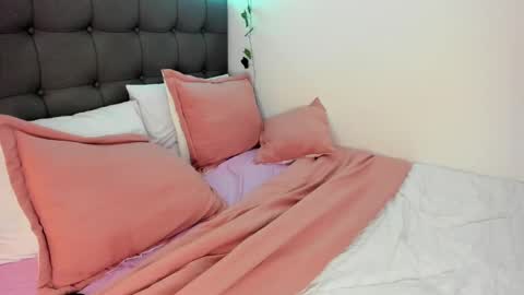 Charlotte james online show from 02.24.25