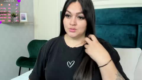 Charlotte Mayers online show from 03.12.25