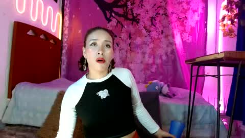 Snapshot of charlotte_morh_ chatting on 06.20.26 charlotte_morh_ online show from 06.20.26