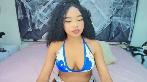 Snapshot of charlotte_walker1 chatting on 10.17.25 charlotte_walker1 online show from 10.17.25