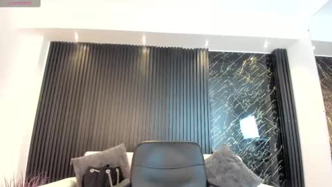 Snapshot of charlotte_whitee1 chatting on 03.12.25 Charlotte Everyday From 0700 to 1300 Col Time online show from 03.12.25