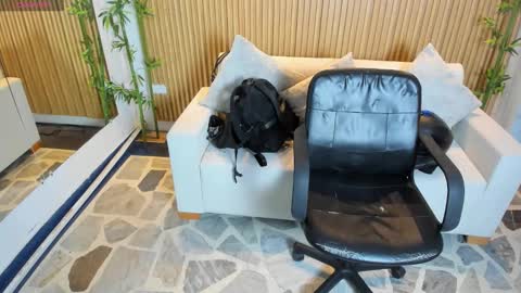 Snapshot of charlotte_whitee1 chatting on 09.11.25 Charlotte Everyday From 0700 to 1300 Col Time online show from 09.11.25