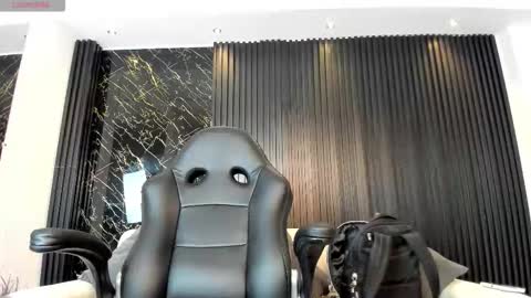 Snapshot of charlotte_whitee1 chatting on 10.21.25 Charlotte Everyday From 0700 to 1300 Col Time online show from 10.21.25