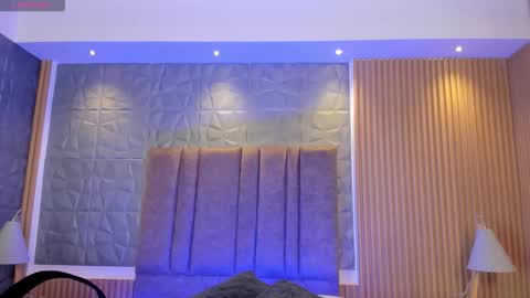 Snapshot of charlotte_whitee1 chatting on 11.19.25 Charlotte Everyday From 0700 to 1300 Col Time online show from 11.19.25